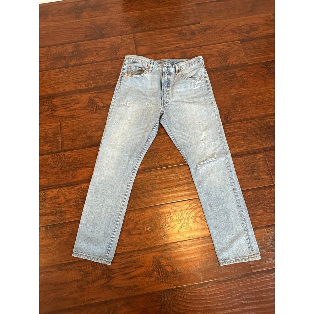 Vintage Levi’s 501 Red Tab Straight Leg Distressed Jeans Light Wash